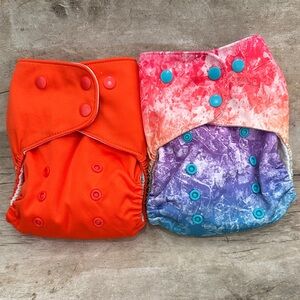 Lalabye Baby, one size cloth diapers reusable. Pair, one print one solid. *USED*